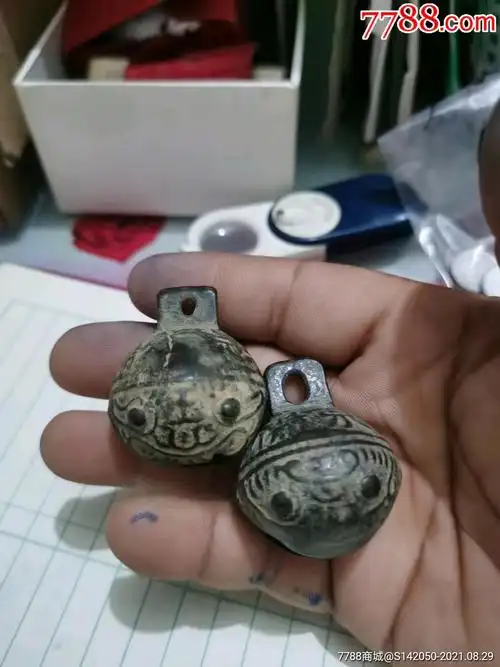 老铜铃铛一对_价格120元_第1张