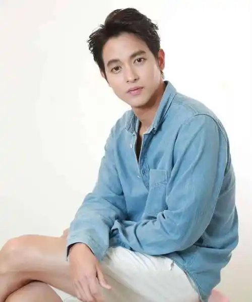 泰星james j庆祝入行7周年,坦言新剧女主演真的可能是ann_天都_作品