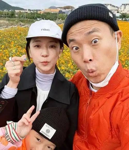 《running man》宋智孝突然表白亲金钟国头部!震惊众人_cp_节目_观众