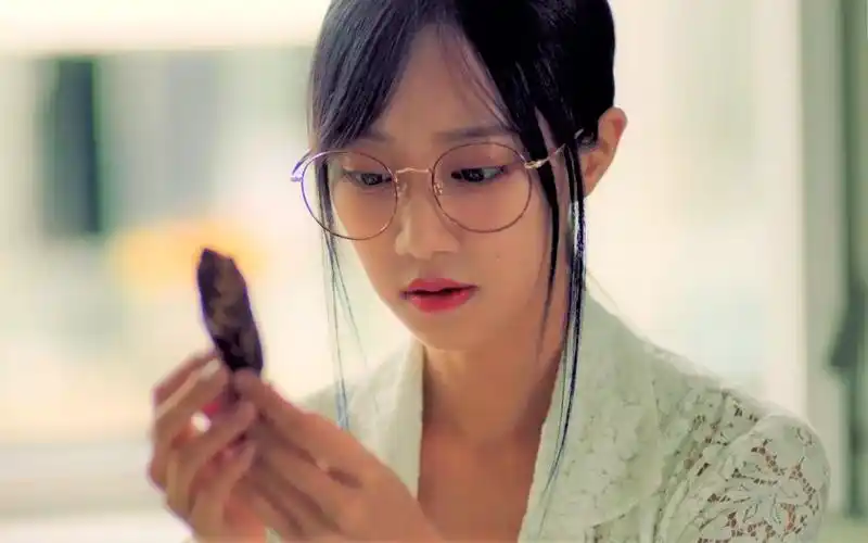 【冯薪朵】《魔女的诗篇》mv预告【snh48】