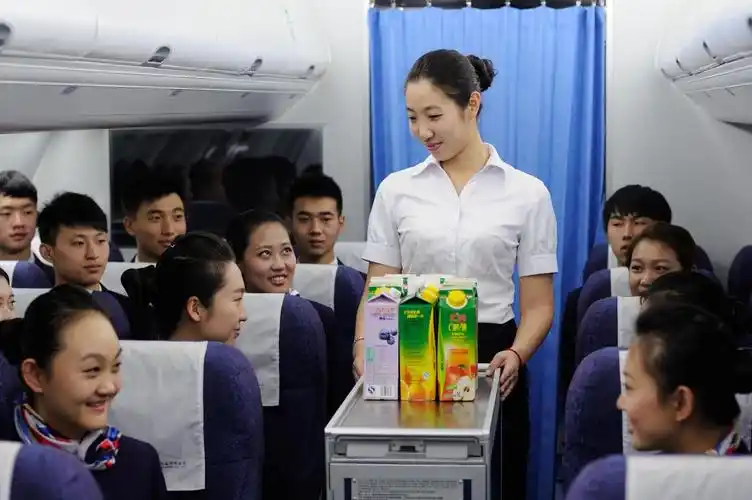 空中乘务