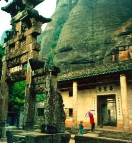 晚清两广地区的大成国是怎样建立的?