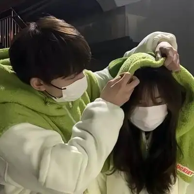 很浪漫恩爱的甜蜜精美情侣头像 优质浪漫到极致的高质量微信情头_情侣