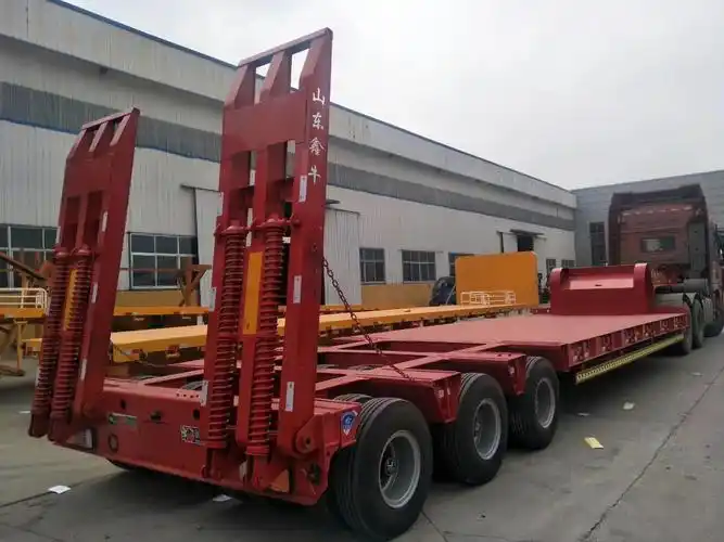 型号齐全全新挂车价格骏宇低平板半挂车重型低平板半挂车