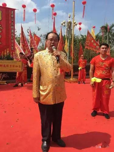 霸气大手笔潮阳吴镇明又捐吴氏祖祠100万元之前已捐出200万元