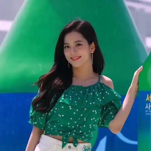 jisoo金智秀可二改看简介雪碧夏日活动