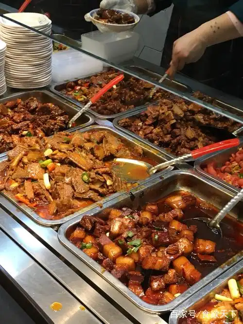 中小城市的快餐是自选式的自选快餐,真的方便快捷吗?