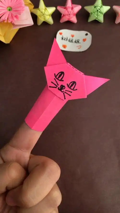 手工折纸#可爱的猫咪手指套,跟小宝宝一起玩吧-度小视