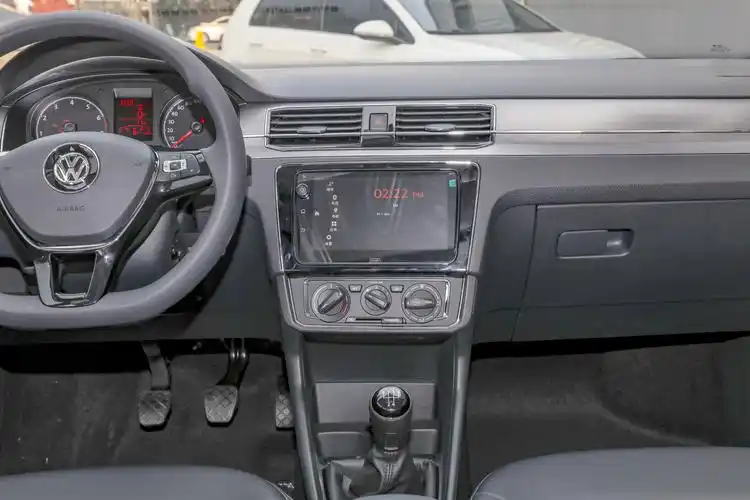 2021款 桑塔纳 1.5l 手动 舒适版内饰