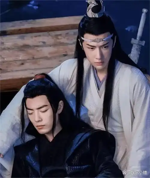 看似风光无限,实则步步惊心,王一博肖战的苦楚,黄渤曾深有体会