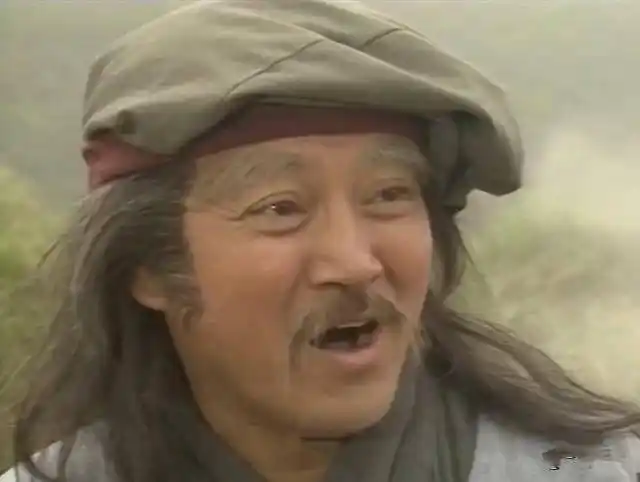 刘丹演了四个版本的洪七公堪称洪七公专业户现已七十四岁