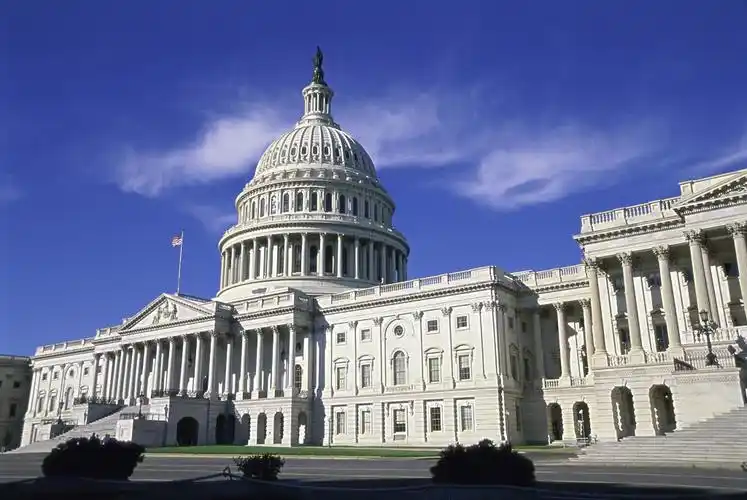 喜悦号 量子号 盛世公主号 邮轮热卖 早餐后, 乘船参观美国地标性建筑