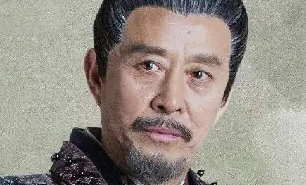 四月初六,侯君集因犯谋反大罪被杀,家产也全部被没收,唐太宗念在旧情