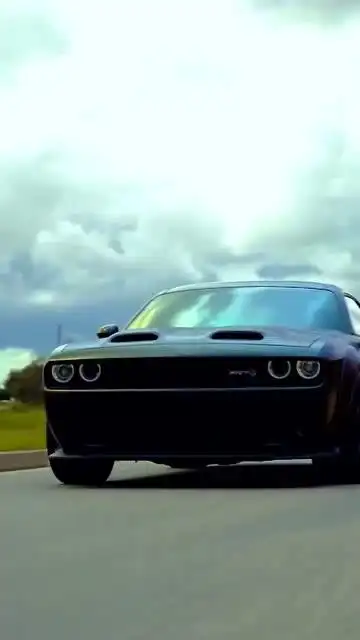 欣赏黑武士风格的道奇挑战者,看着十分霸气