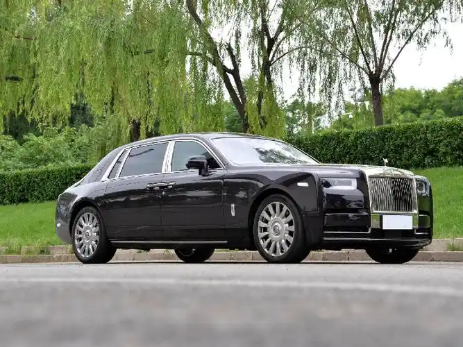 顶级富豪座驾实拍21款劳斯莱斯幻影价格及图片介绍