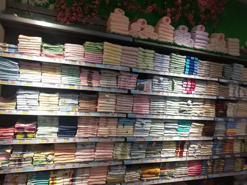 整改后毛巾陈列