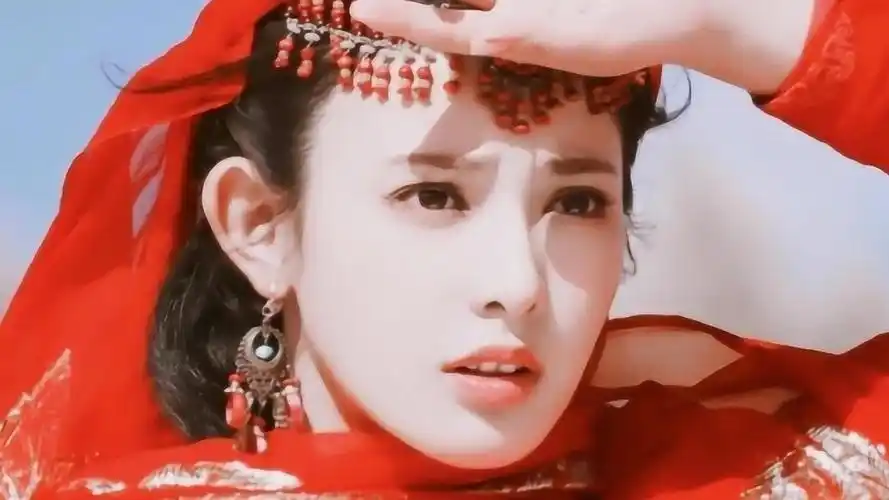 东宫大漠最靓丽的红衣女子小枫愿你来世不要遇见李承鄞