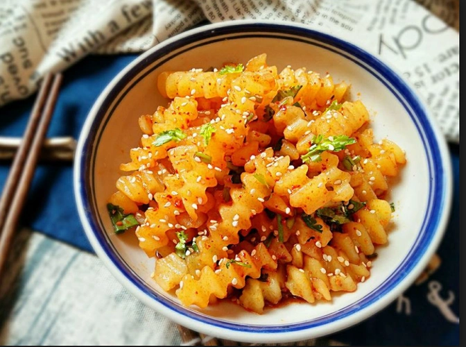 经典家常菜,狼牙土豆最简单的做法,酸辣爽口,大人孩子都爱吃!