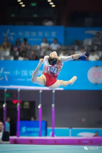 fig肇庆挑战赛刘景行收获国际赛首金李诗佳平衡木再上15分