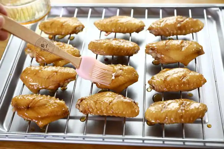 蜂蜜烤翅在家做出烤箱的那刻香气扑鼻口水直流孩子超喜欢