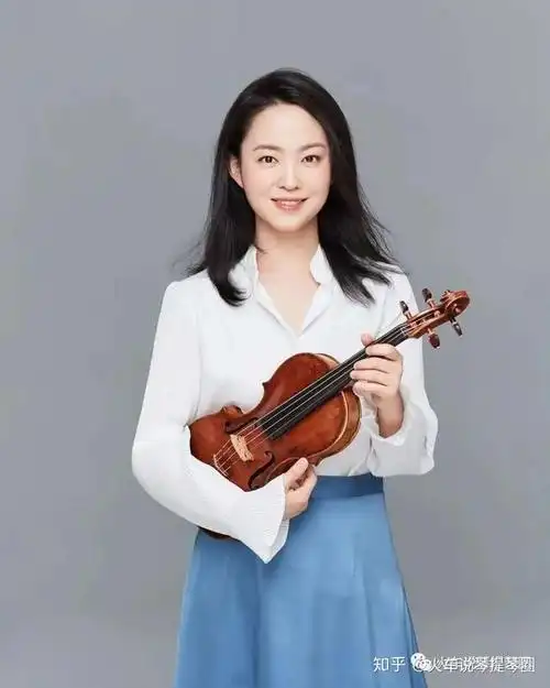 火车说琴青年小提琴演奏家何畅