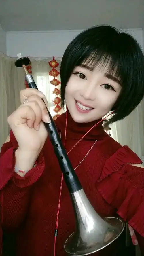 网红段莎莎不愧是民间唢呐高手-度小视