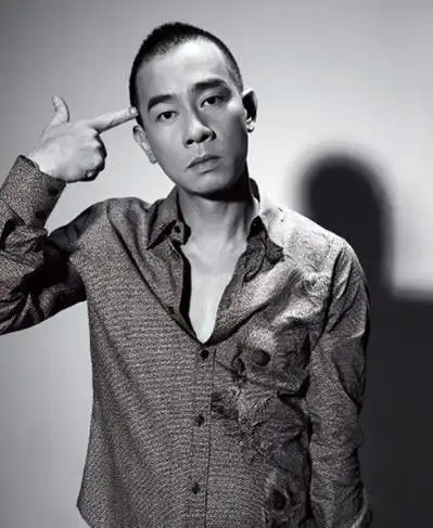 图陈小春古惑仔霸气图片曝光再现古惑仔时代