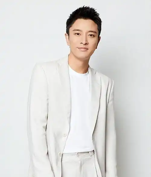 贾乃亮首度开腔力挺女儿甜馨我和妈妈是你最坚强的后盾