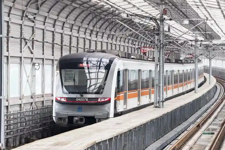 重庆轨道四号线建设运营有限公司供图重庆轨道交通,建设有速度,运营亦