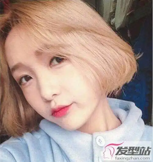 香槟色短发染发发型超显白洋气的一款发色