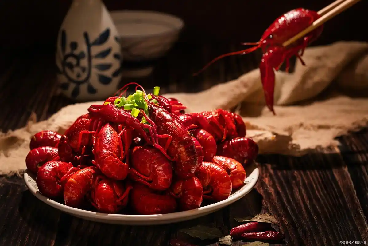 长沙口味小龙虾好吃上瘾!手把手教你在家都能做口味虾