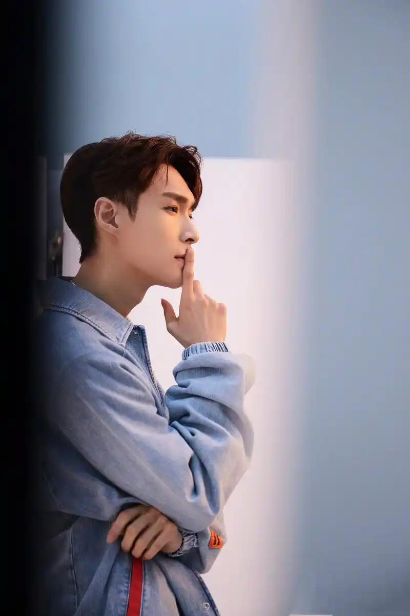 极限挑战5开启长江行老搭档新朋友踏浪前行