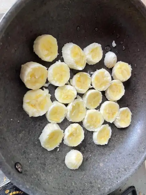 牛奶煮香蕉通便减肥一起