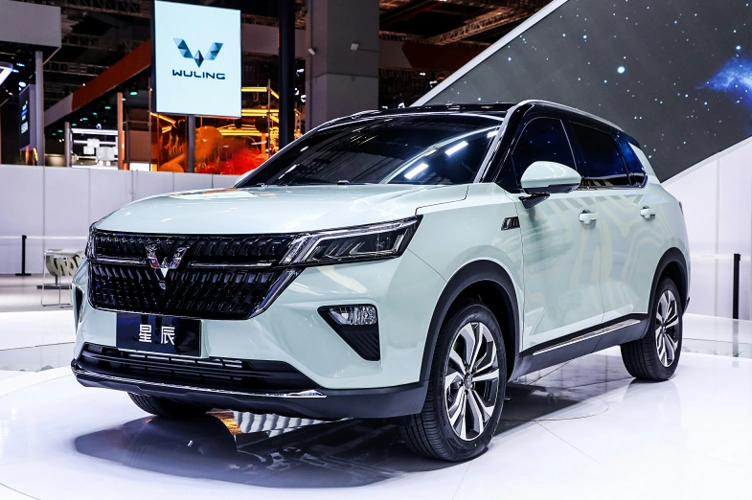 五菱全球银标首款战略型suv要来啦!-新浪汽车