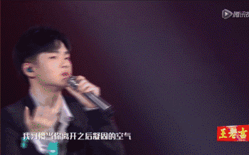 《明日之子》最后一位rapper叫周震南,呈现出的舞台和马伯骞,李炎欣一