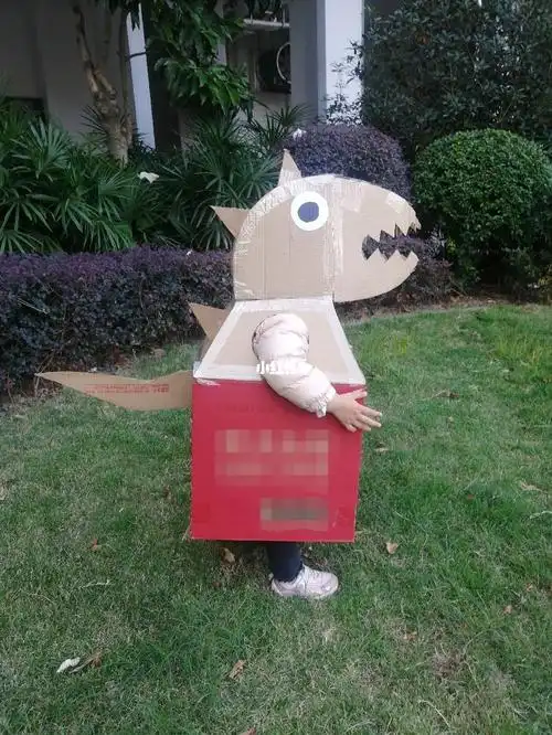 纸箱手工制作恐龙