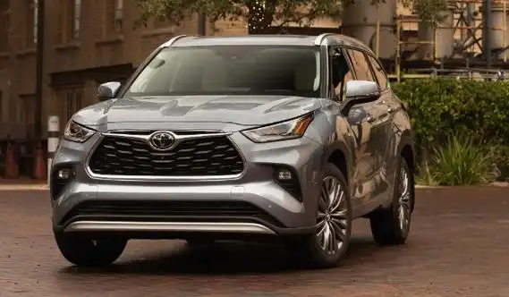 88万元,价格比较昂贵,不过市场给出的汉兰达二手车价格为8.89