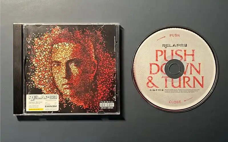 cd开箱试听|eminem专辑《relapse》