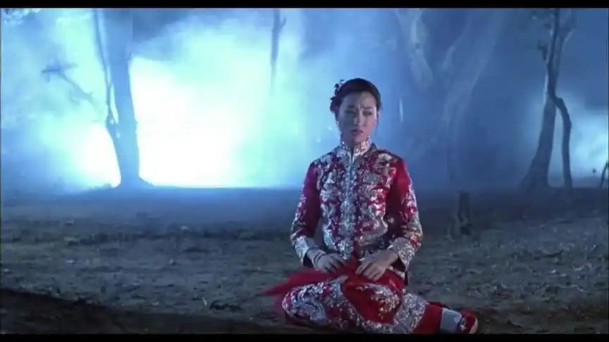 林正英-《僵尸先生》鬼新娘-最喜欢这个背景音乐了!