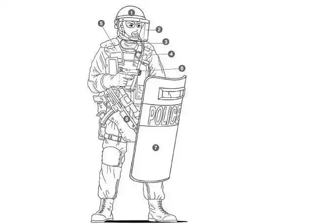 一个特警作战小队一般由几人组成,分别扮演什么角色?