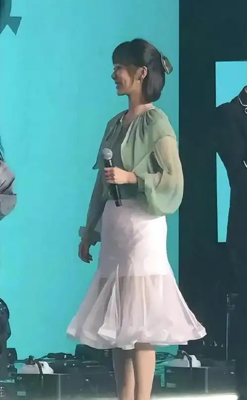 女明星的肚子有多爱p大肚腩秒变水蛇腰连刘亦菲也是照骗