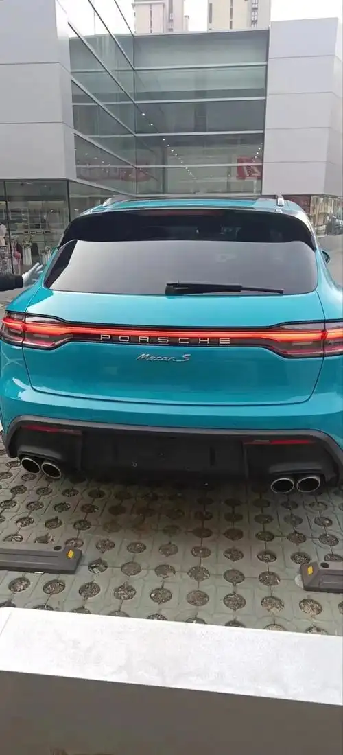 保时捷macans迈阿密蓝黑23个点05