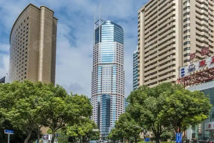 上海联合共享办公楼出租——regus 雷格斯商务中心(万都中心大厦)