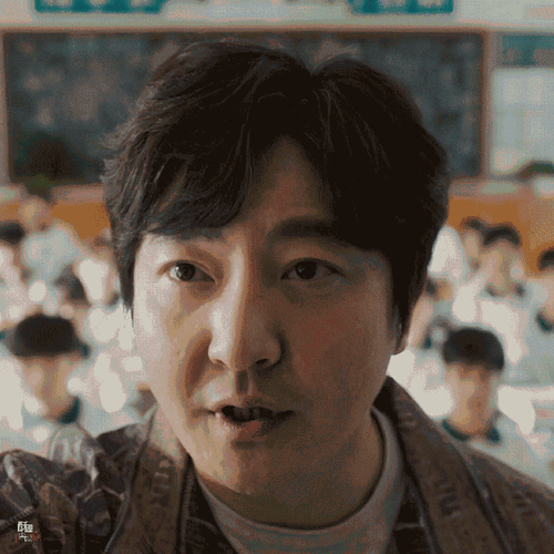 郝楠演我上班前后#点开追光的日子我人笑傻了,郭京飞又在演我上班!