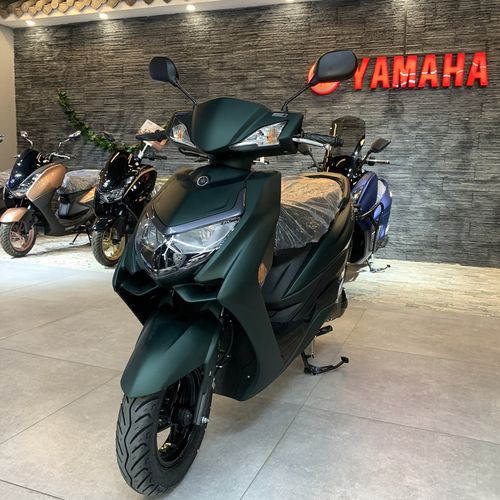 雅马哈2021年新赛鹰赛鹰125gt电喷踏板车yamaha发动机巧格摩托车整车