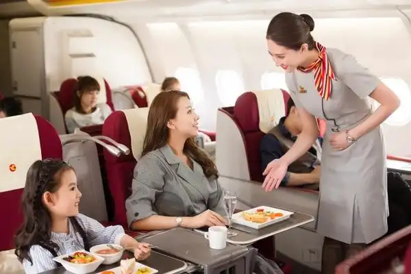 图二 客舱服务.jpg