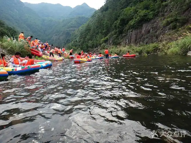 雁荡山猛洞河仙溪漂流20130811_141352_015图片-北京漂流-大众点评网