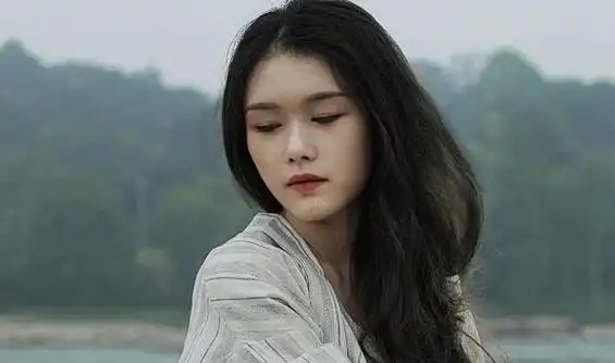 老公白月光一通求救电话,他直接把我扔下高速,我死后他却后悔了