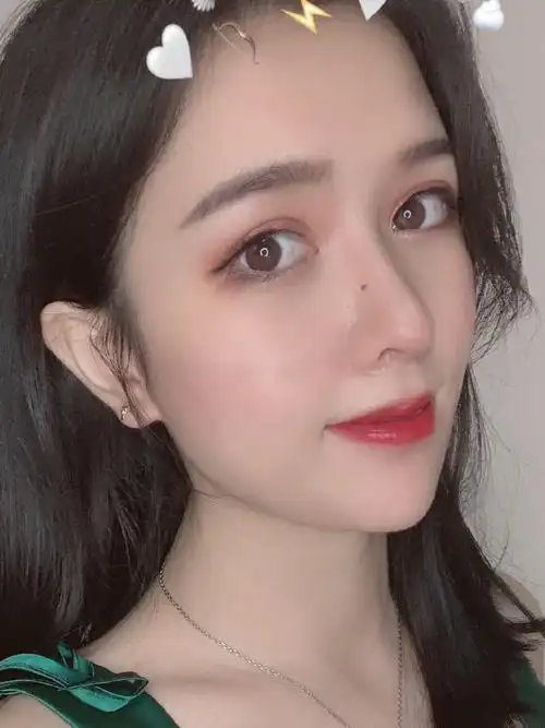 一直想要一个高挺的鼻梁,拍照会更上镜,这次做完了鼻_圈子-新氧美容