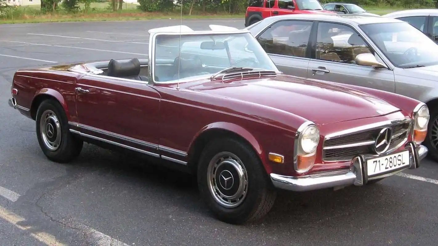 奔驰量产64年的敞篷,与帕加尼共享v12,敞篷比宝马更早